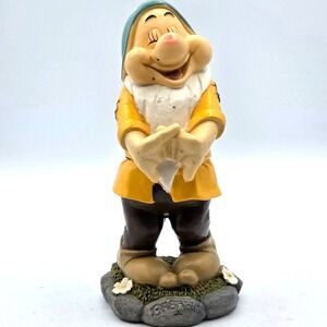 NEW Bashful Disney Snow White & Seven Dwarfs Garden Statue 8" TALL‎